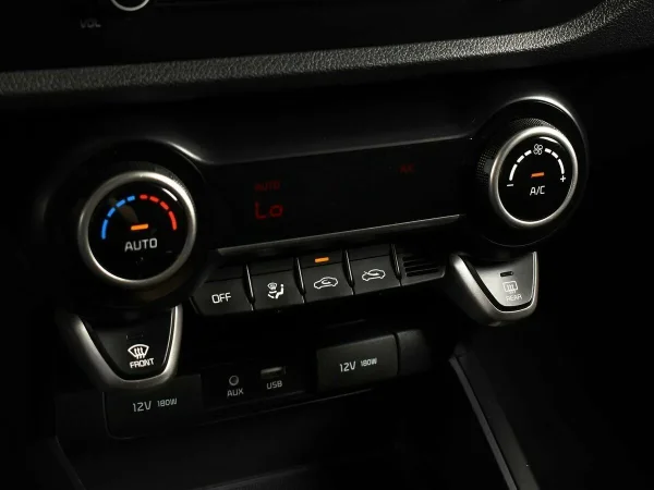 Kia Rio, IV фото №9