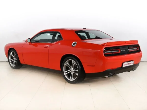 Dodge Challenger, III Рестайлинг 2 фото №3