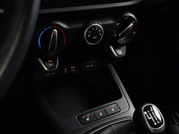 Kia Rio, IV фото №8