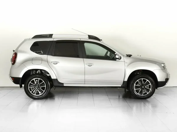 Renault Duster, I Рестайлинг фото №4