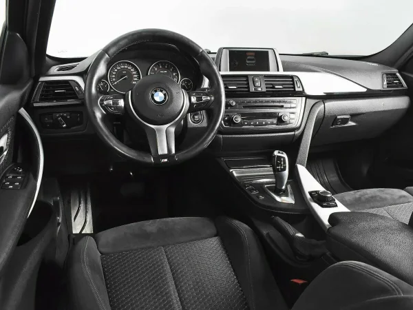 BMW 3 серии, VI (F3x) фото №6