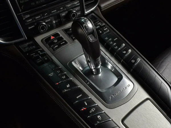 Porsche Panamera, I Рестайлинг фото №8