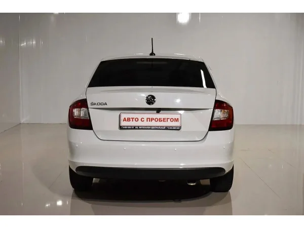 Skoda Rapid, I фото №4