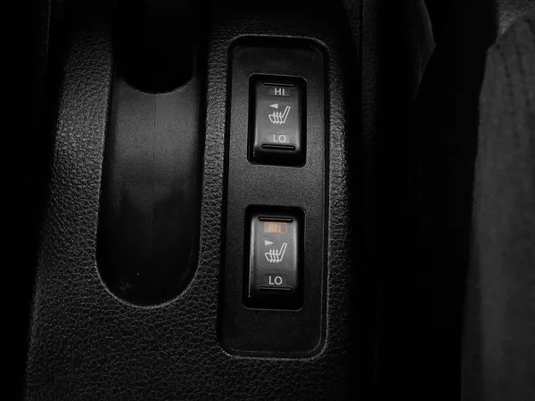 Nissan Tiida, I Рестайлинг фото №16