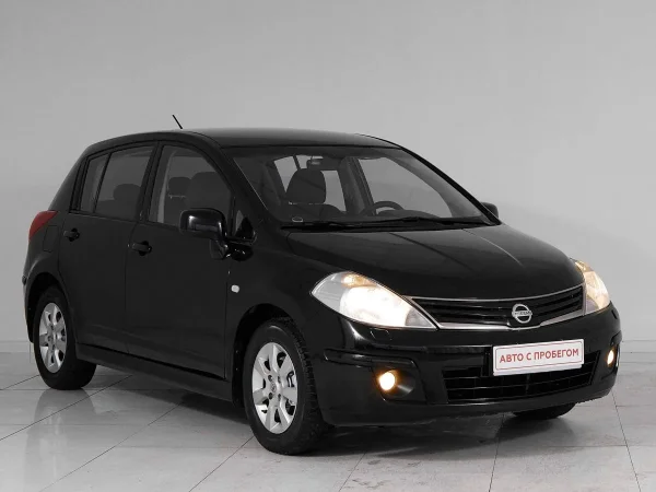 Nissan Tiida, I Рестайлинг фото №3