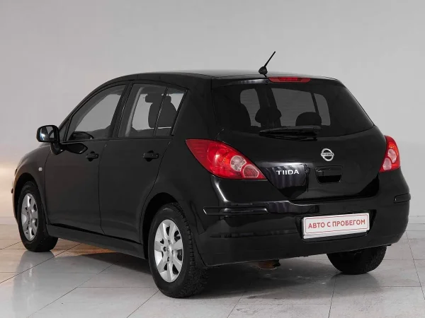 Nissan Tiida, I Рестайлинг фото №4
