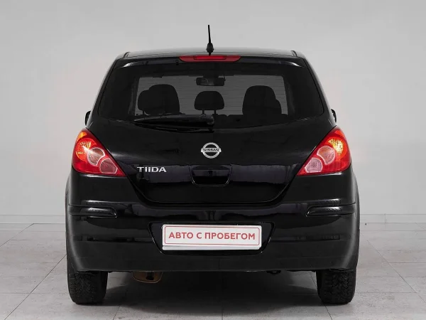 Nissan Tiida, I Рестайлинг фото №5