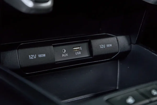 Kia Rio, IV фото №17