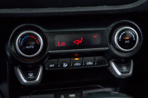 Kia Rio, IV фото №18