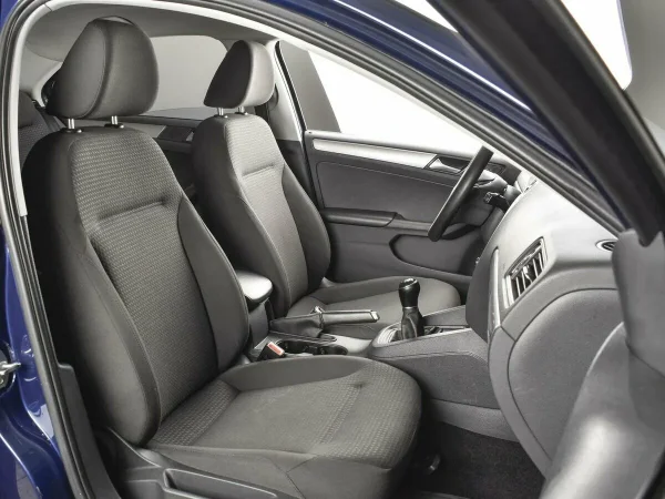 Volkswagen Jetta, VI Рестайлинг фото №7