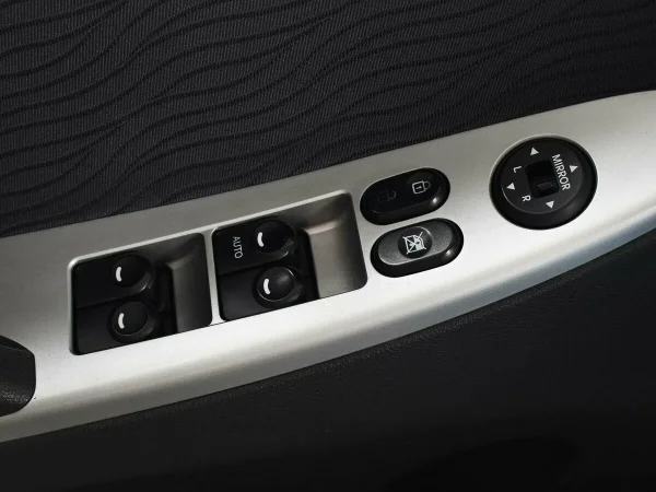 Hyundai Solaris, I фото №10