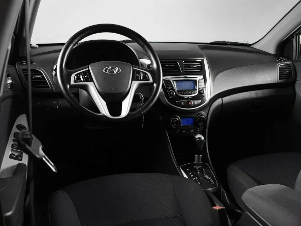 Hyundai Solaris, I фото №6
