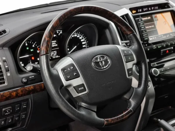 Toyota Land Cruiser, 200 Series Рестайлинг 1 фото №9