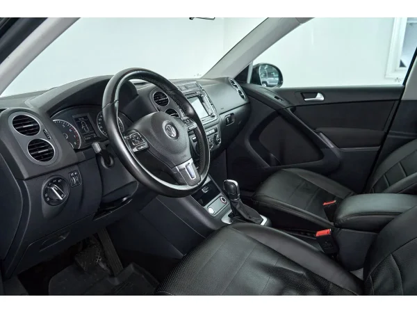Volkswagen Tiguan, I Рестайлинг фото №12