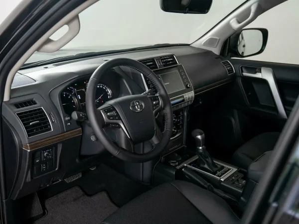 Toyota Land Cruiser Prado, 150 Series Рестайлинг 3 фото №7