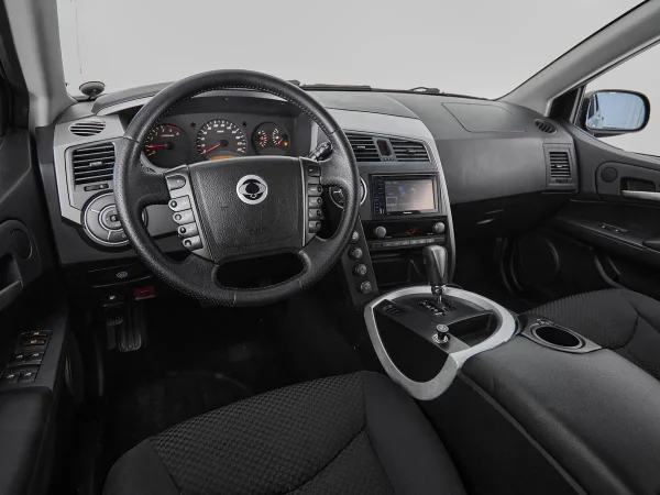 SsangYong Kyron, I Рестайлинг фото №7