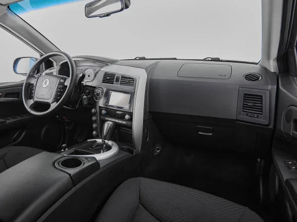 SsangYong Kyron, I Рестайлинг фото №9