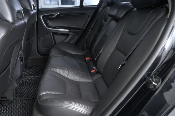 Volvo S60, II фото №22