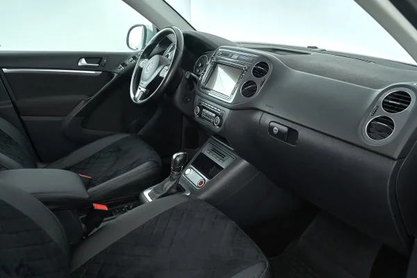 Volkswagen Tiguan, I Рестайлинг фото №13