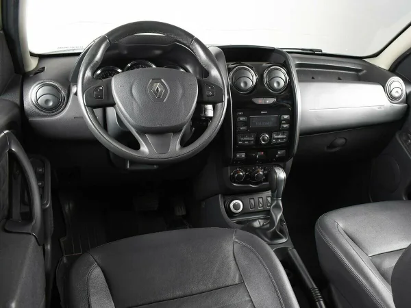 Renault Duster, I Рестайлинг фото №6