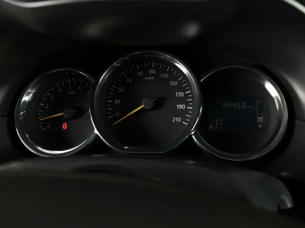 Renault Duster, I Рестайлинг фото №9