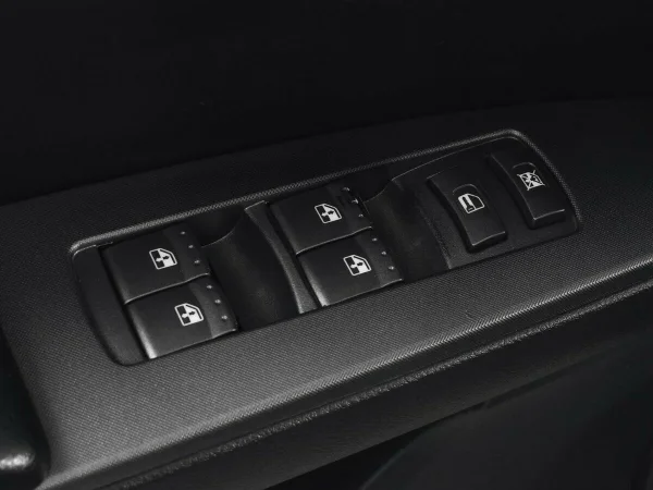 SsangYong Kyron, I Рестайлинг фото №10