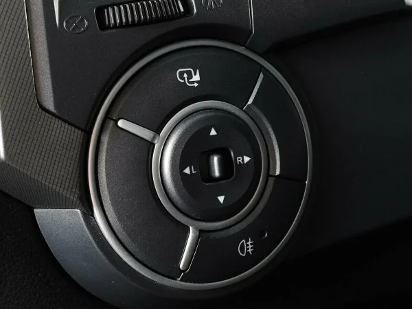 SsangYong Kyron, I Рестайлинг фото №9