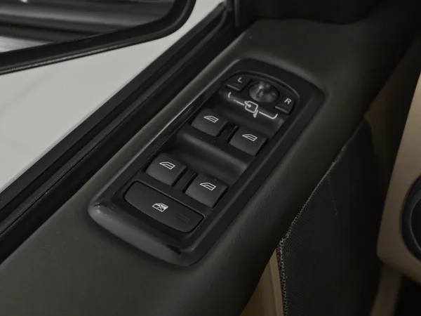 Land Rover Discovery, IV фото №13