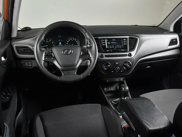 Hyundai Solaris, II фото №6