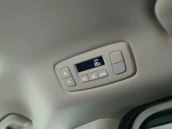 Kia Carnival, IV фото №16