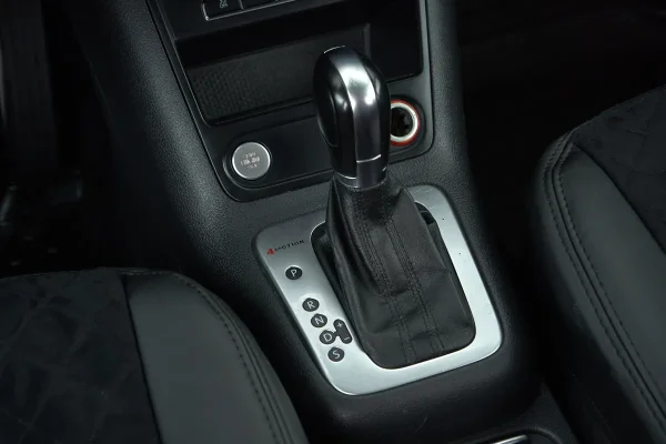 Volkswagen Tiguan, I Рестайлинг фото №11
