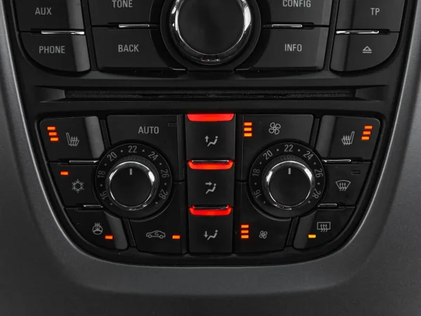 Opel Astra, J Рестайлинг фото №15