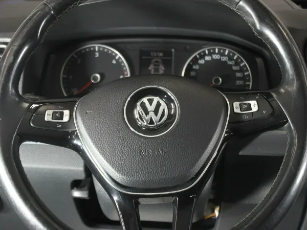Volkswagen Amarok, I Рестайлинг фото №7