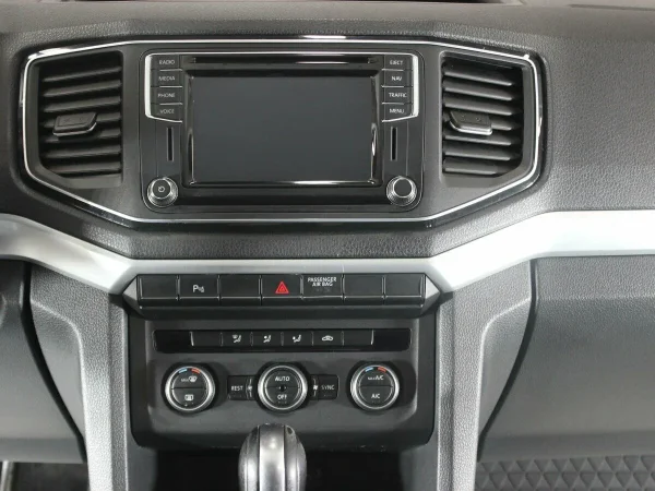 Volkswagen Amarok, I Рестайлинг фото №8