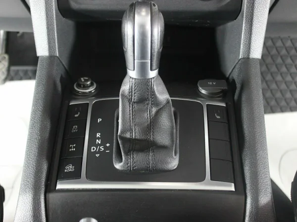 Volkswagen Amarok, I Рестайлинг фото №9
