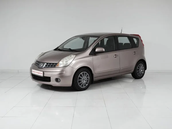 Nissan Note, I Рестайлинг фото №1