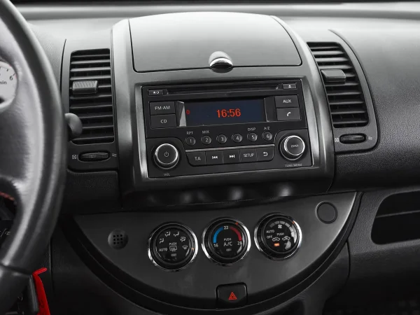 Nissan Note, I Рестайлинг фото №11