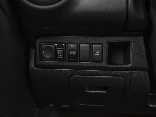 Nissan Note, I Рестайлинг фото №15