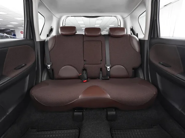 Nissan Note, I Рестайлинг фото №17
