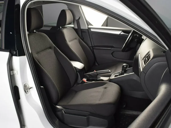Volkswagen Jetta, VI Рестайлинг фото №7