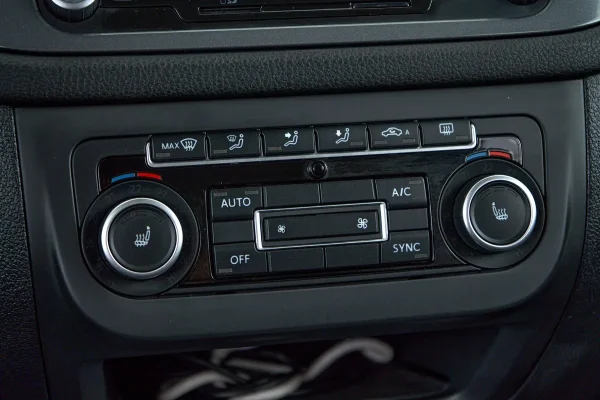 Volkswagen Tiguan, I Рестайлинг фото №16