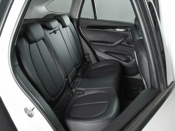 BMW X1, II (F48) фото №10