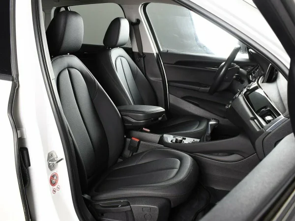 BMW X1, II (F48) фото №7