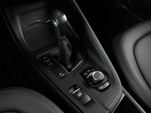 BMW X1, II (F48) фото №8