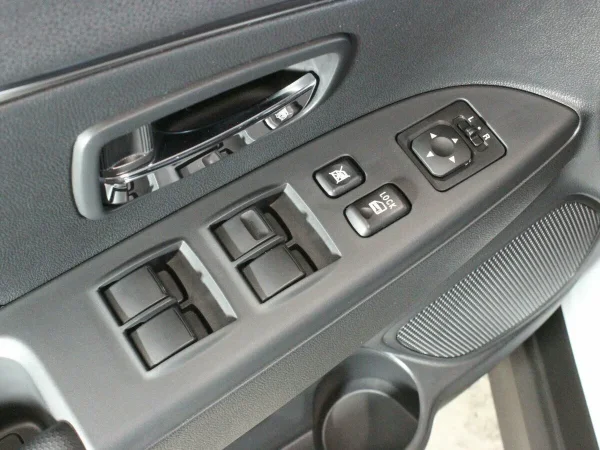 Mitsubishi ASX, I Рестайлинг 3 фото №16