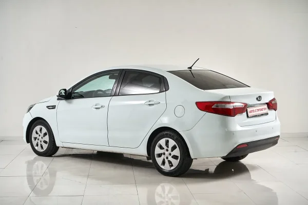 Kia Rio, III фото №4