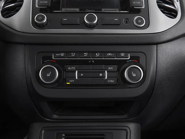 Volkswagen Tiguan, I Рестайлинг фото №17