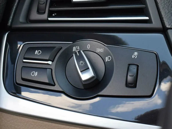 BMW 5 серии, VI (F10/F11/F07) фото №14
