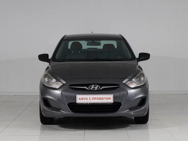 Hyundai Solaris, I фото №2