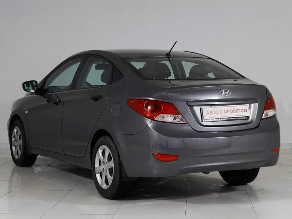 Hyundai Solaris, I фото №4